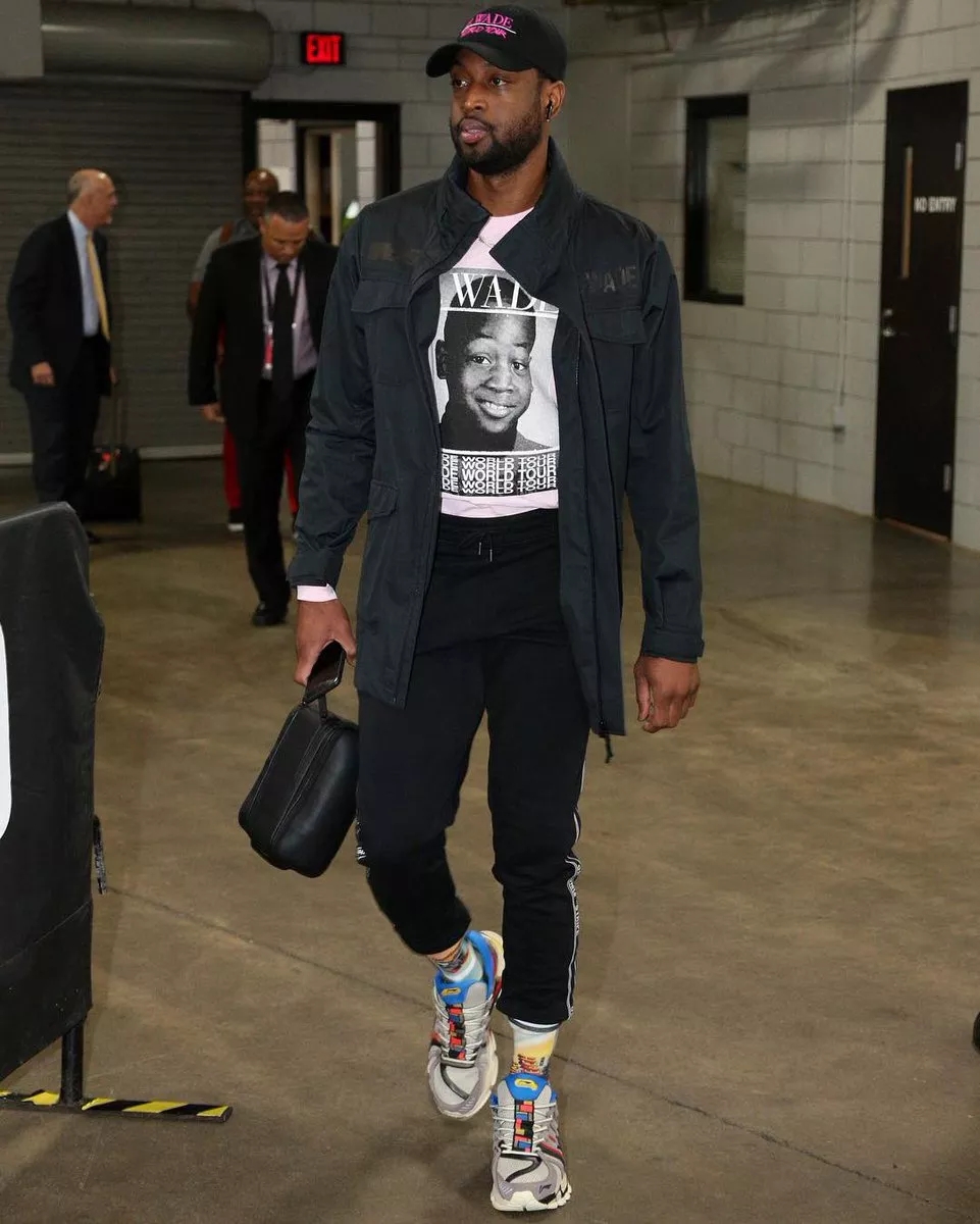 杜克兰特连续得分，全队士气高涨